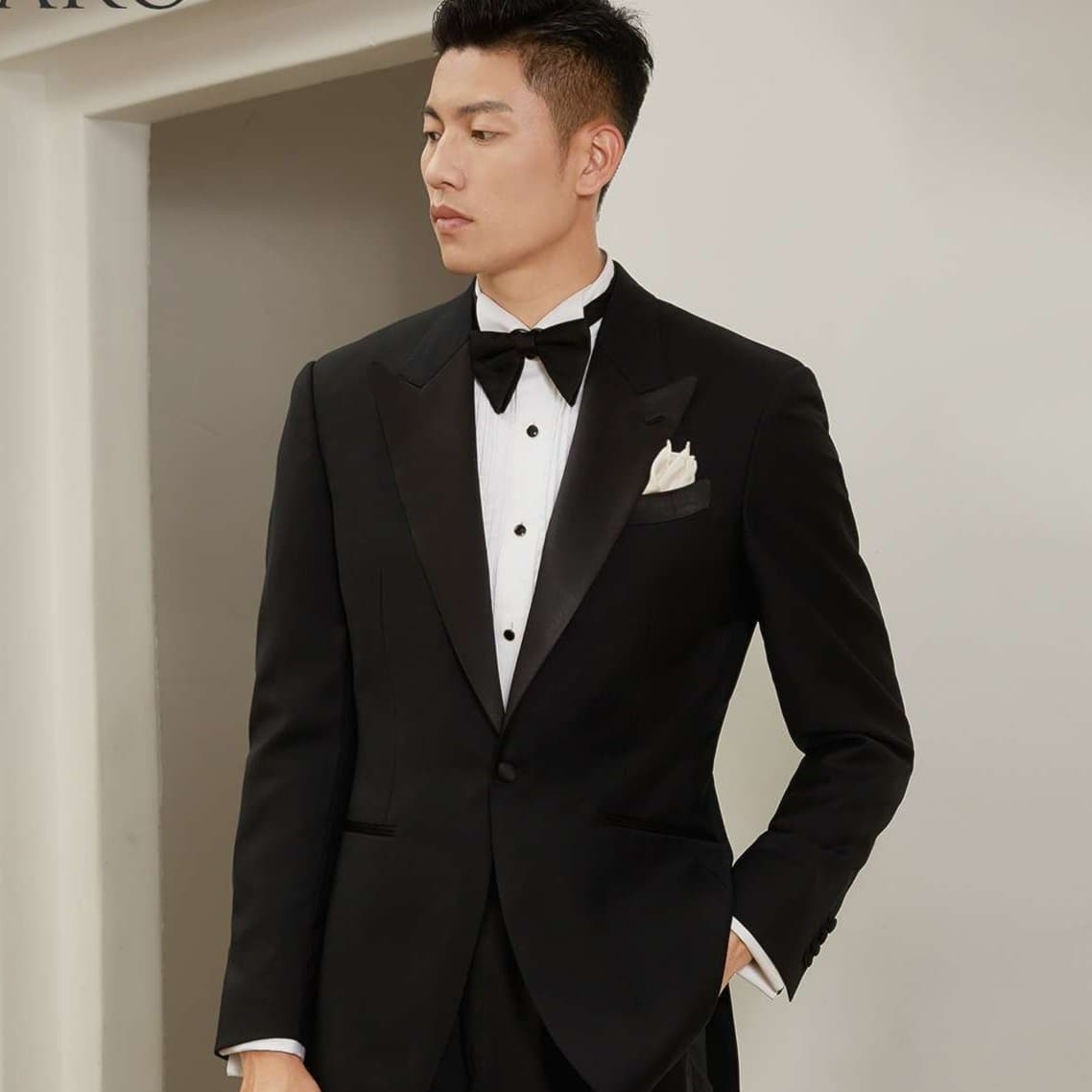 フォーマルスーツ クラシック タキシード スーツ