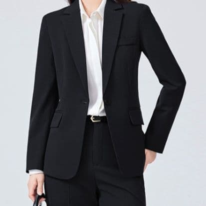 フォーマルスーツ エレガントな女性用ビジネススーツ