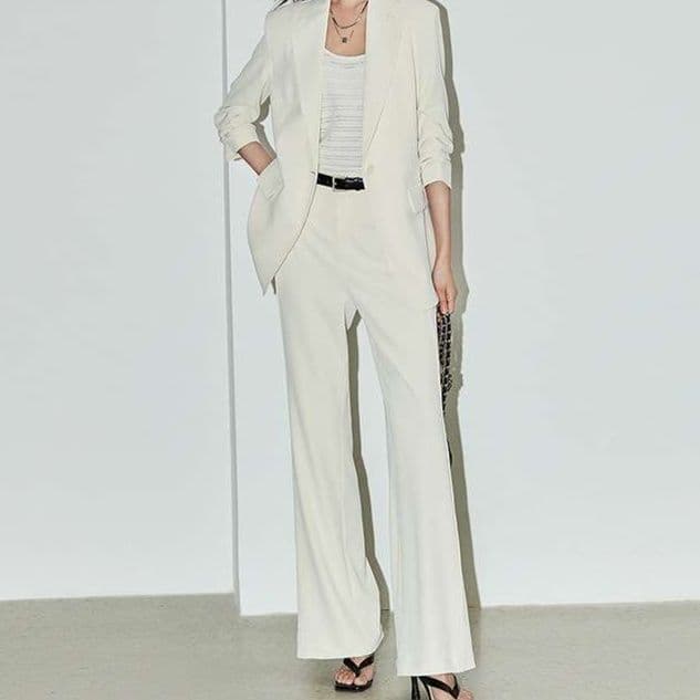 フォーマルスーツ エレガントフォーマルパンツスーツ