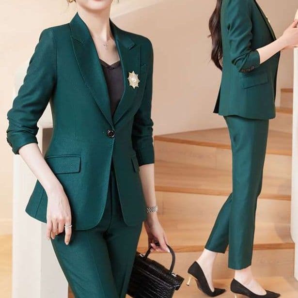 フォーマルスーツ エレガントオフィスレディーススーツ
