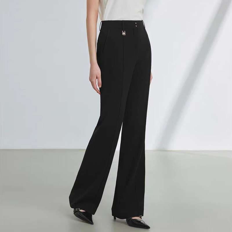 フォーマルスーツ エレガントビジネスパンツスーツ