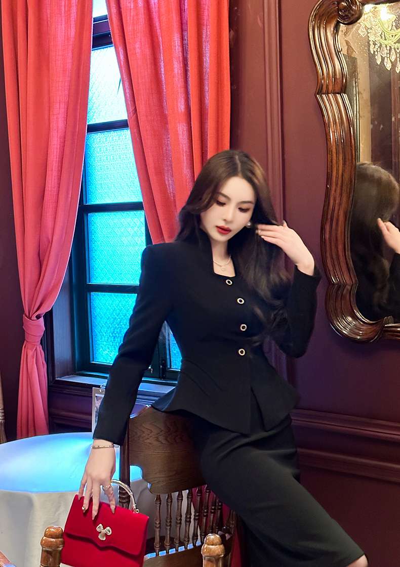 フォーマルスーツ エレガントペプラムジャケット&スカートセット