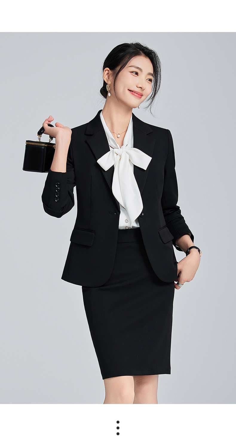フォーマルスーツ エレガントリボンタイ付きスカートスーツ