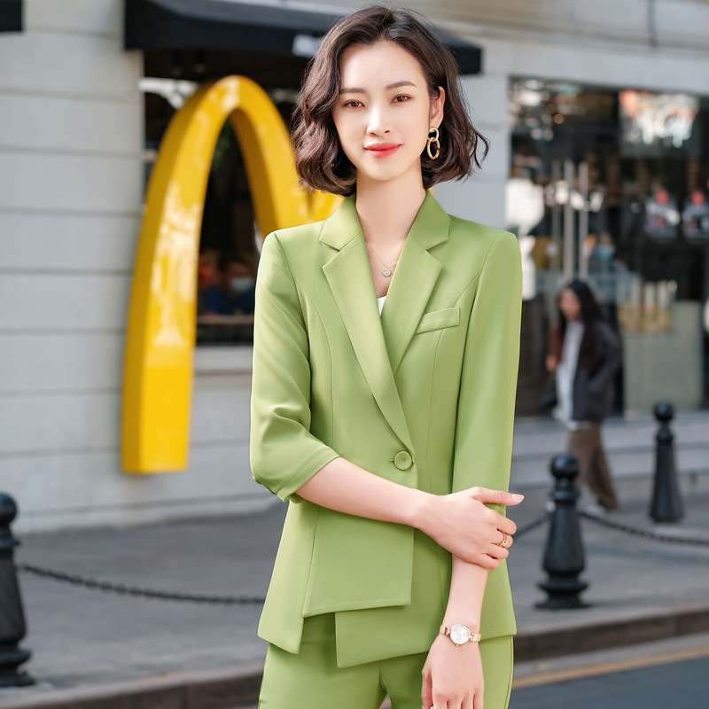 フォーマルスーツ 優美シルエットエレガントスーツ