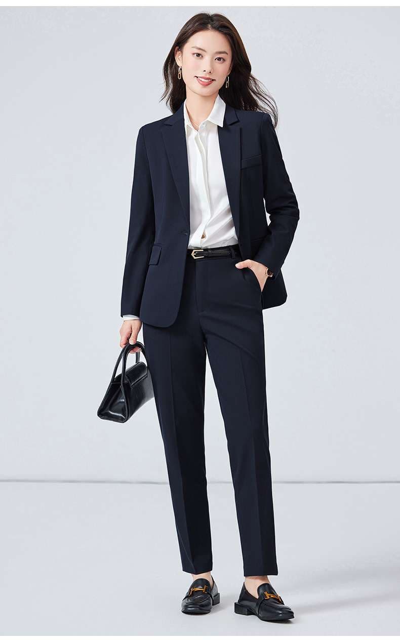 フォーマルスーツ エレガントな女性用ビジネススーツ