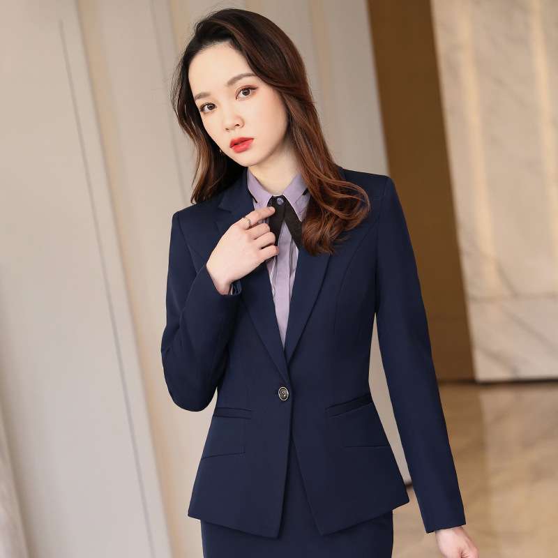 フォーマルスーツ 洗練オフィス向けフォーマルスーツ