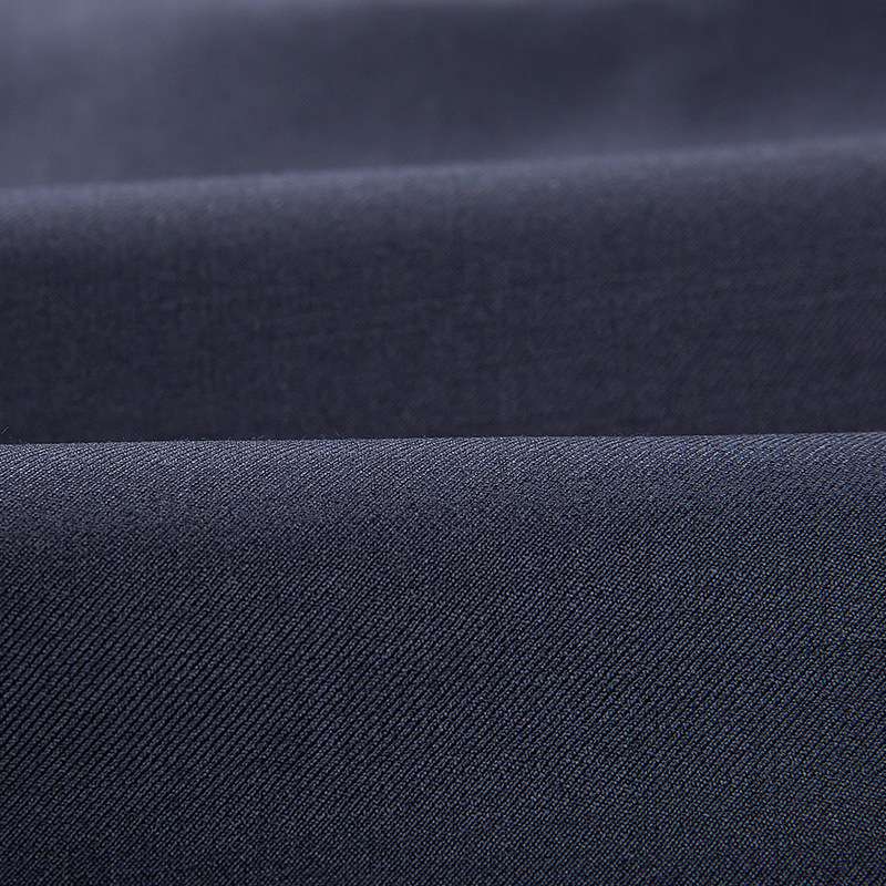 フォーマルスーツ すっきりシルエット ノーカラースーツ