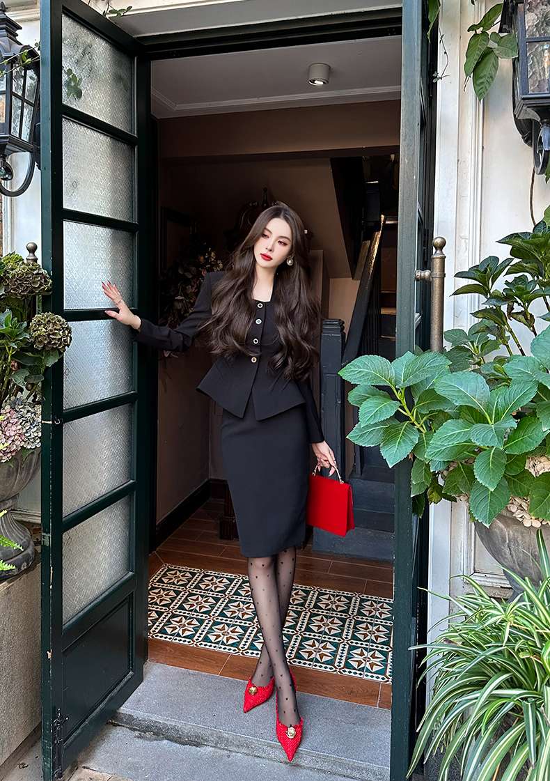 フォーマルスーツ エレガントペプラムジャケット&スカートセット