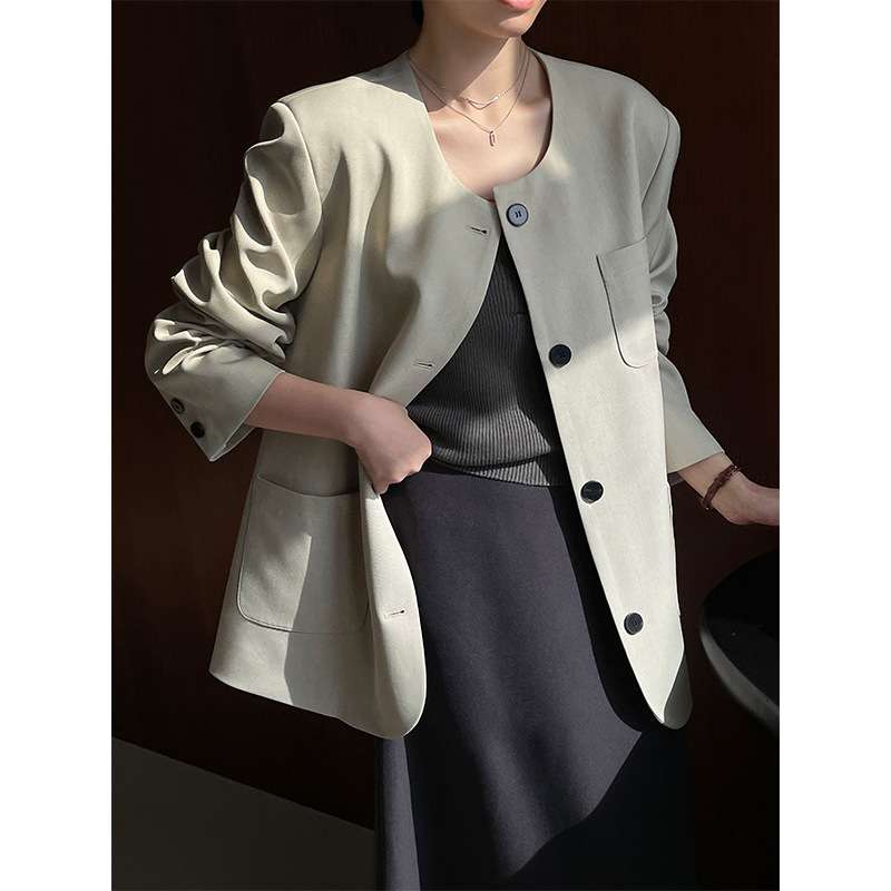 フォーマルスーツ ナチュラルスタイル ノーカラージャケット