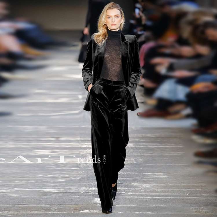 フォーマルスーツ 上品な優雅さ漂うベルベットドレス