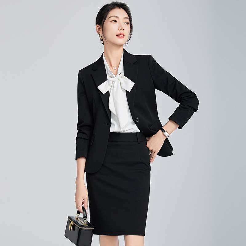 フォーマルスーツ エレガントリボンタイ付きスカートスーツ