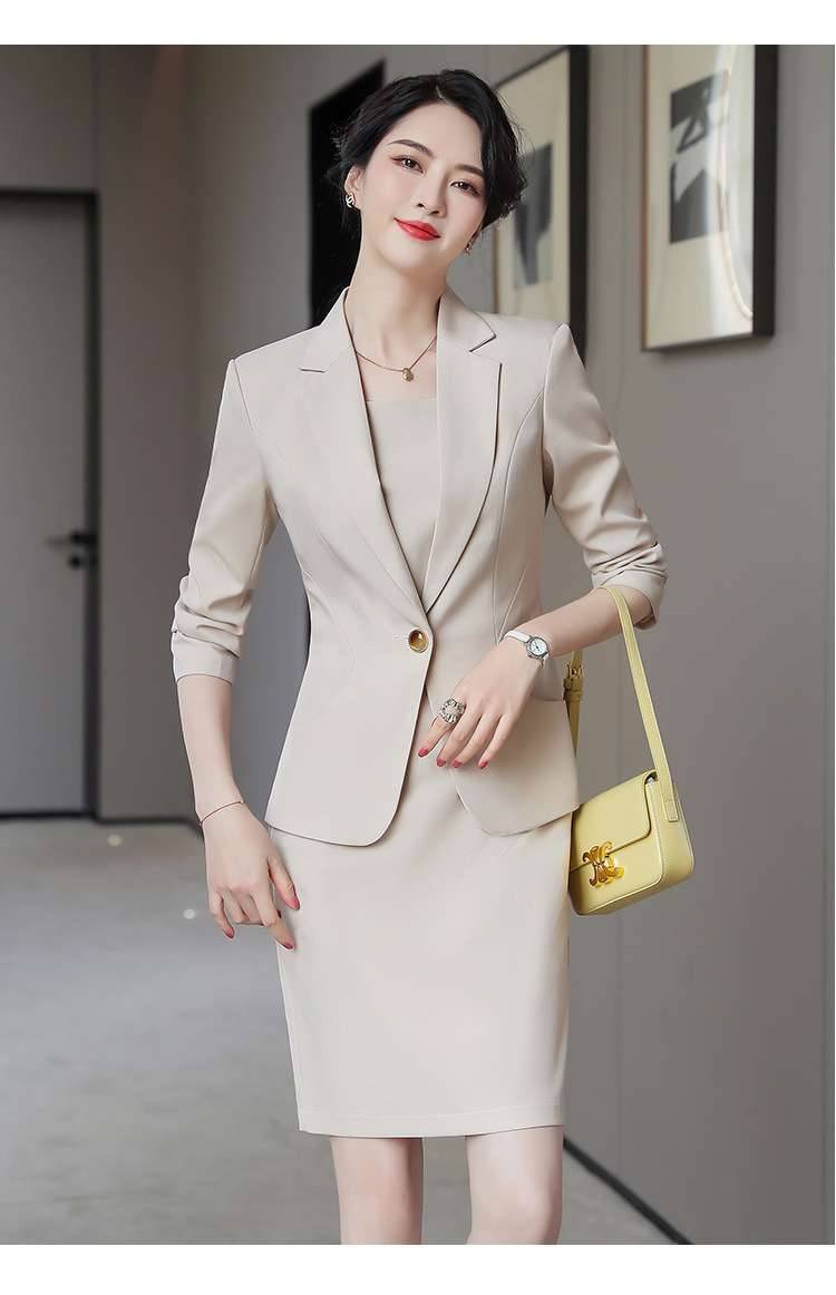 フォーマルスーツ エレガントノースリーブワンピーススーツ