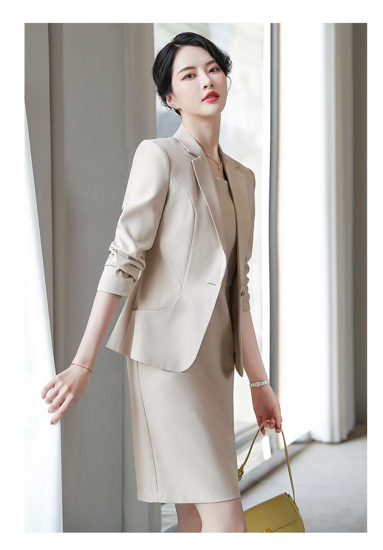 フォーマルスーツ エレガントノースリーブワンピーススーツ