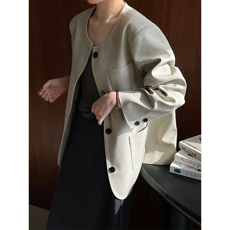 フォーマルスーツ ナチュラルスタイル ノーカラージャケット