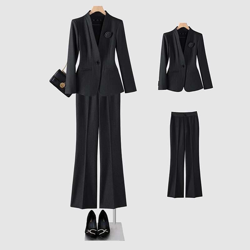 シンプル上質フォーマルスーツ