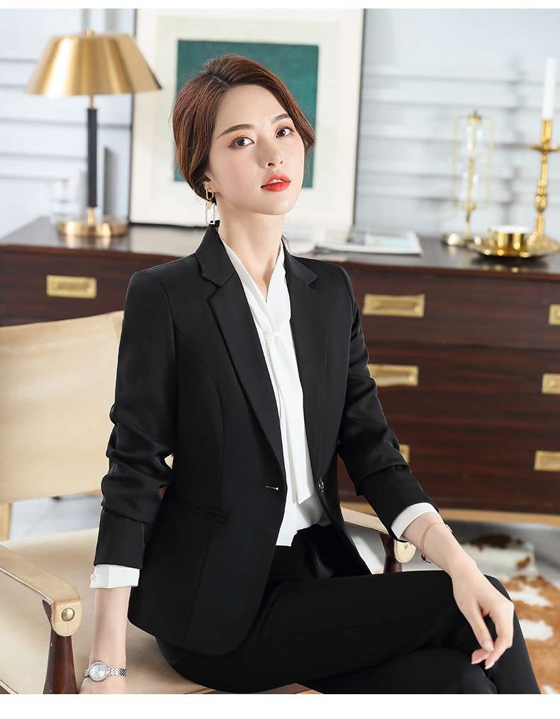 美シルエット オフィス フォーマルスーツ