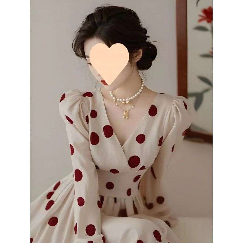 フォーマルスーツ 水玉模様のパフスリーブワンピース