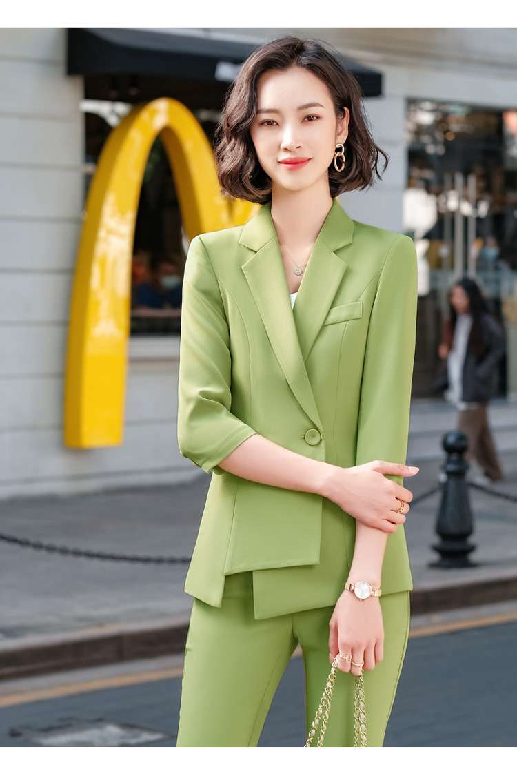 フォーマルスーツ 優美シルエットエレガントスーツ