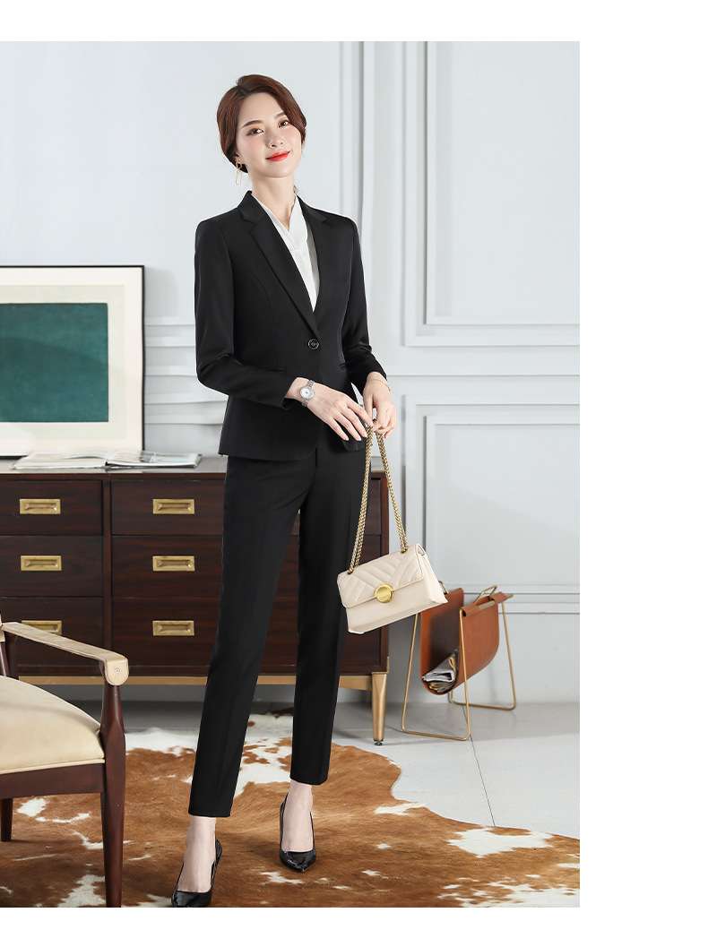 美シルエット オフィス フォーマルスーツ