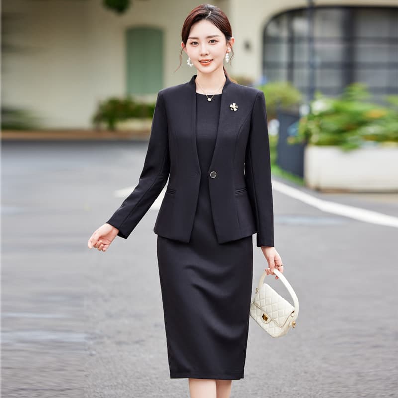 オフィス向け美シルエットフォーマルスーツ