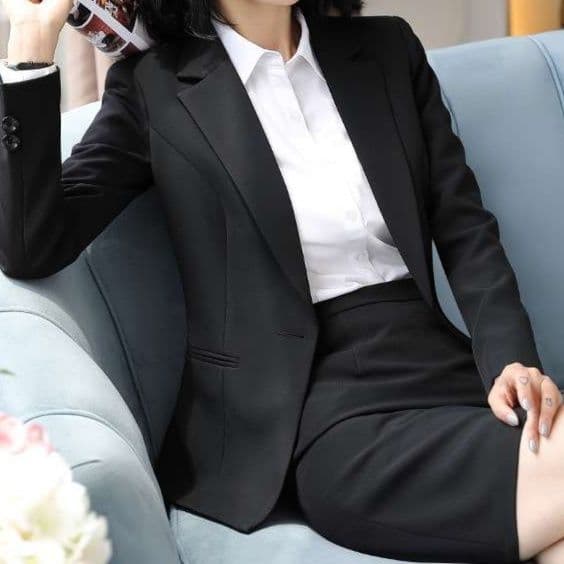 フォーマルスーツ エレガントビジネススーツ 女性用
