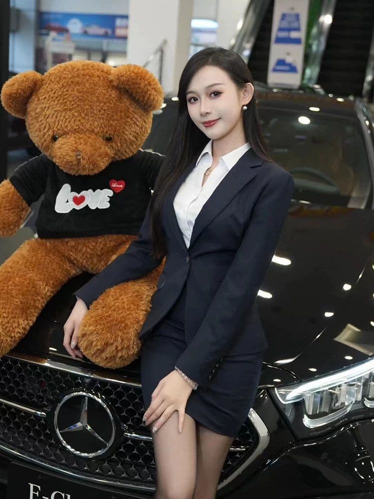 オフィススタイリッシュフォーマルスーツ