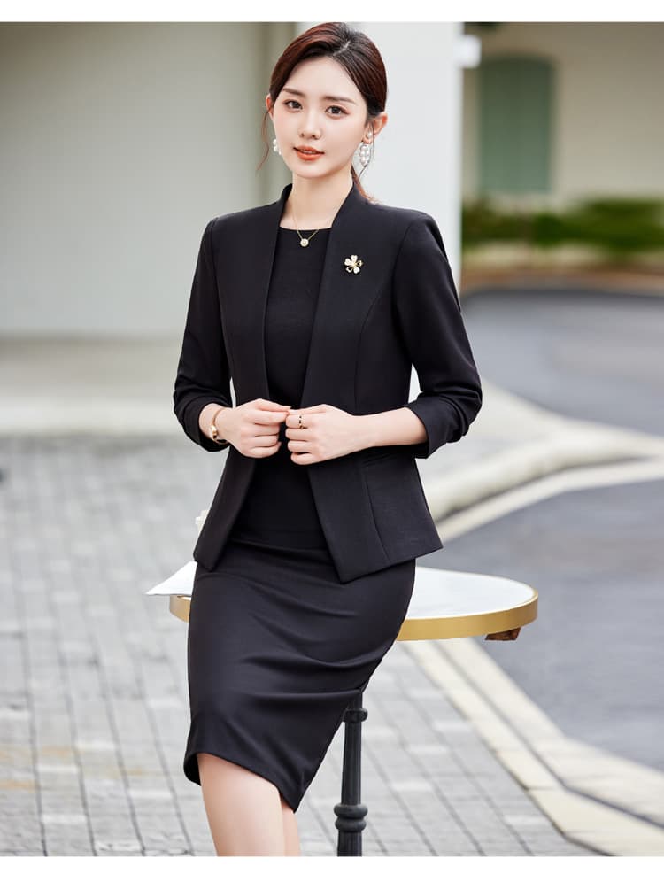 オフィス向け美シルエットフォーマルスーツ